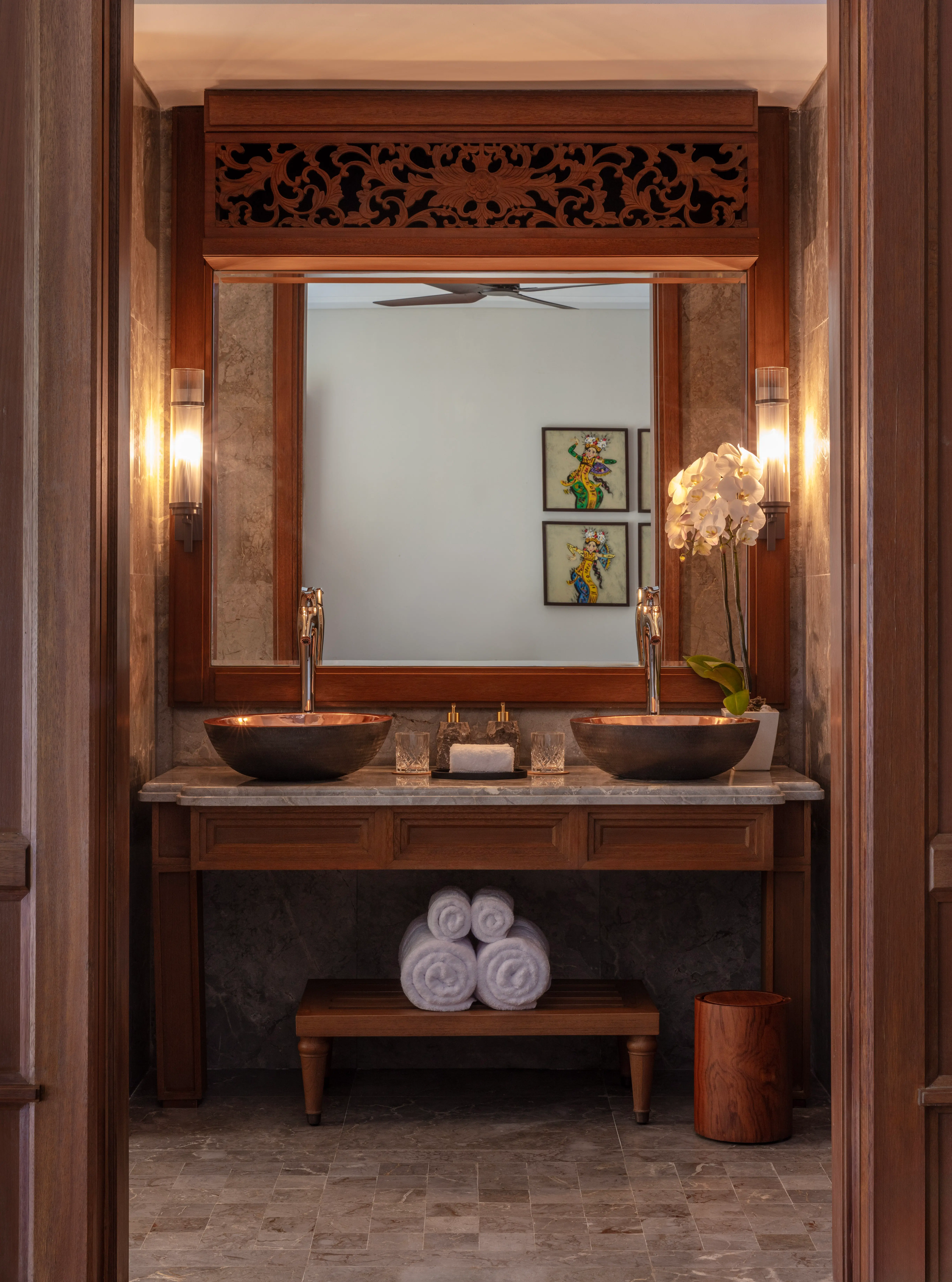 Anantara_Ubud_Bali_Resort_Guest_Room_All_Suite_Bathroom