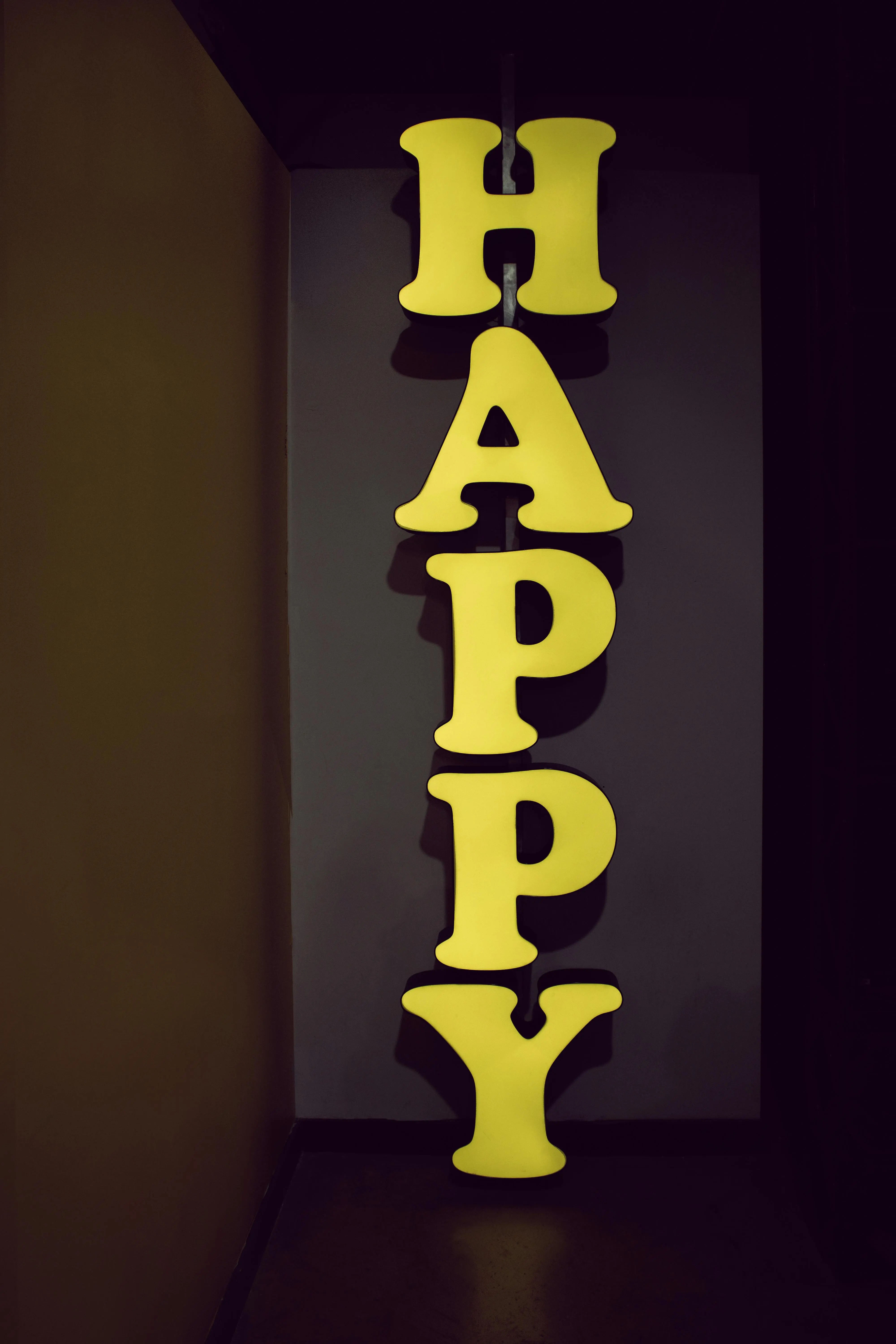 Schild mit Happy