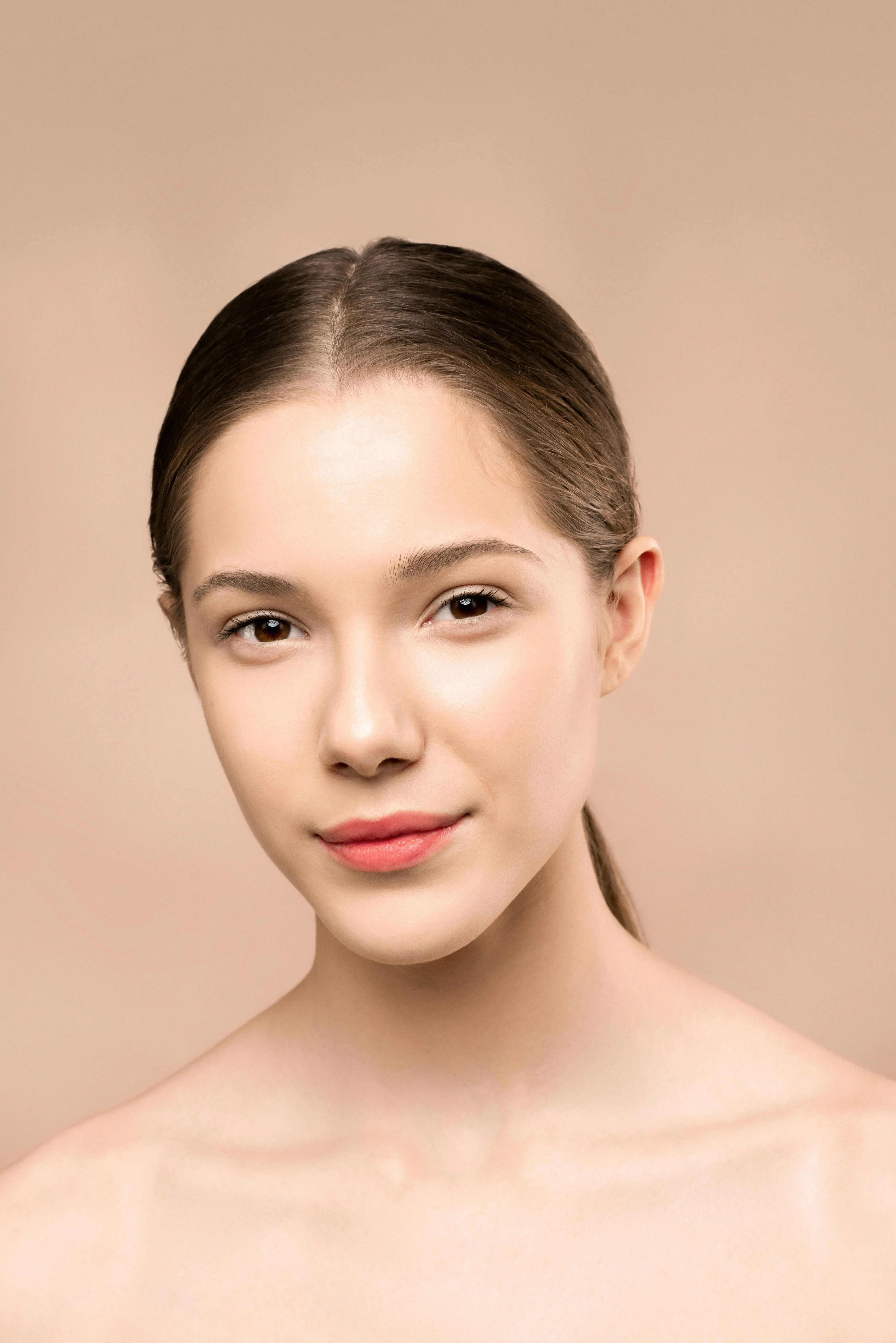 clean geschminktes Gesicht junge Frau