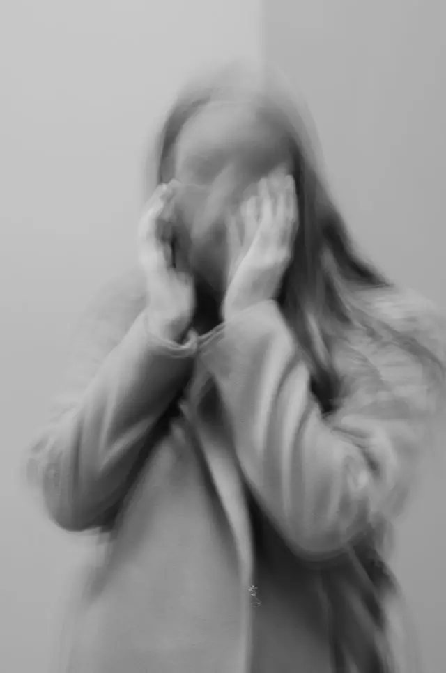 Wechseljahre Psyche Frau verschwommen Reizbar Angst Depression